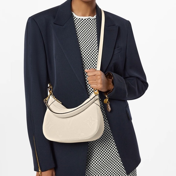 LV Bagatelle Bag - Picture 3 of 5